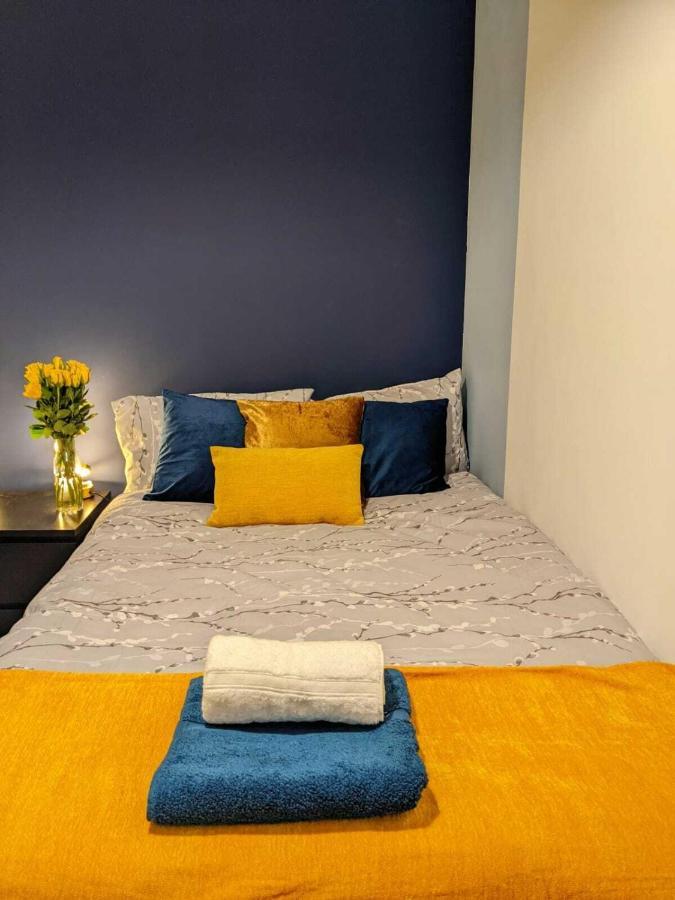 Winchester Retreat Apartment Bagian luar foto