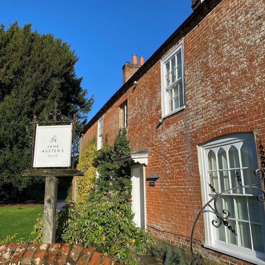 Winchester Retreat Apartment Bagian luar foto