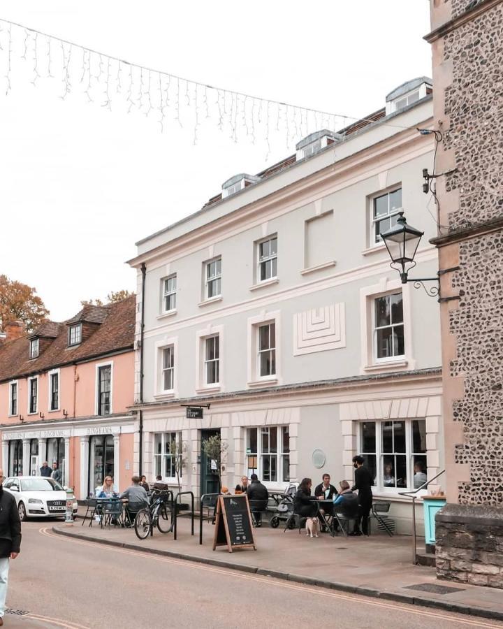 Winchester Retreat Apartment Bagian luar foto