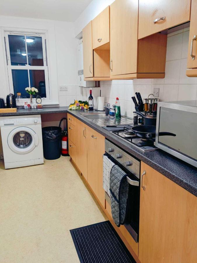 Winchester Retreat Apartment Bagian luar foto